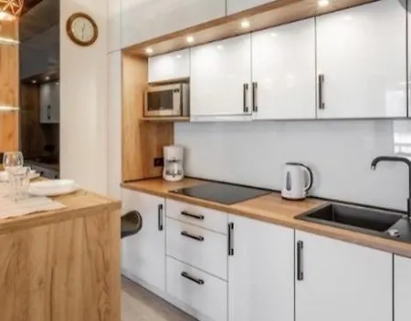 Appartement Family Hanza Tower Pool & Sauna & Jacuzzi *