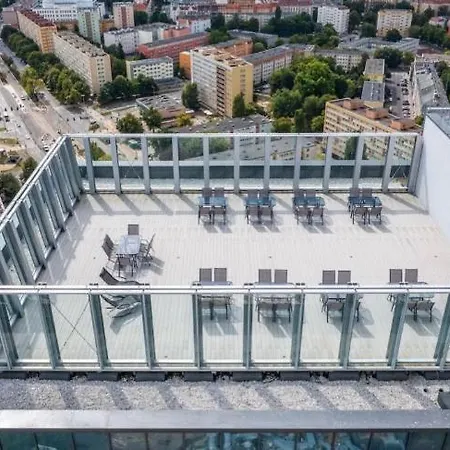 Family Hanza Tower Pool & Sauna & Jacuzzi * Szczecin